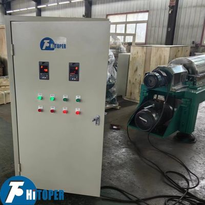 Máy tản nhiệt công nghiệp Máy ly tâm với bộ cấp dưỡng xoắn ốc và trống quay với tốc độ khác nhau cho quá trình lắng đọng ly tâm