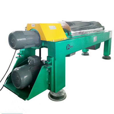 Máy ly trung tâm công nghiệp có tính năng thả xoắn ốc và hoạt động liên tục để tách chất lỏng rắn trong chế biến phân bón